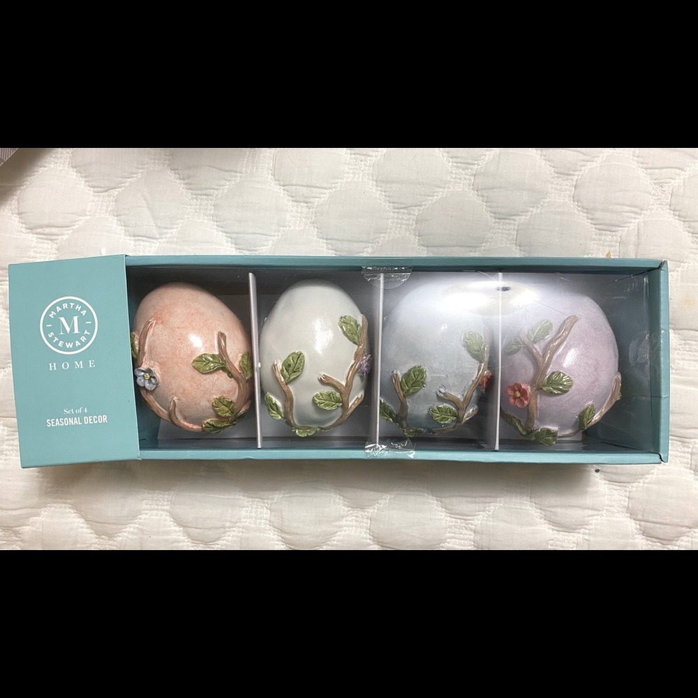 SET OF FOUR EASTER EGGS